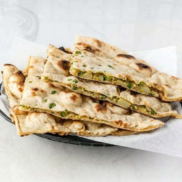 Chilli Cheese Naan.
